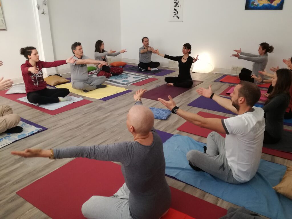 yoga yamini odakayoga odaka insegnante roma acilia 